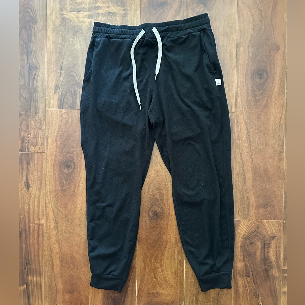 Vuori Joggers